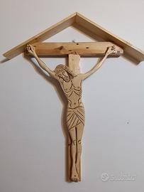 crocefisso in legno costruito a mano da me