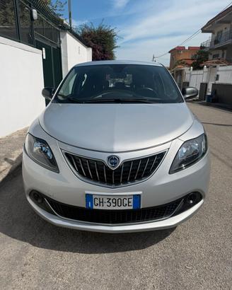 Lancia Ypsilon 1.0 FireFly 5 porte S&S Hybrid Ecoc
