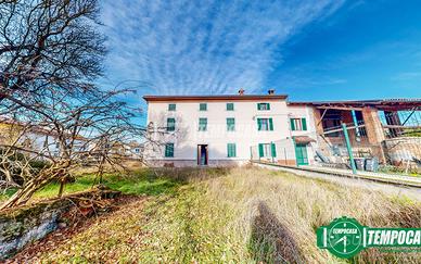 CASA INDIPENDENTE CON GIARDINO E AMPIO POTENZIALE!