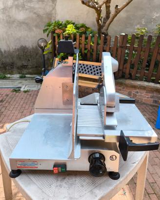 affettatrice professionale 