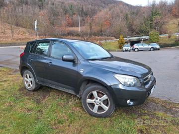 Toyota RAV 4 RAV4 2.2 D-4D 177 CV Luxury