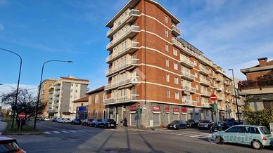 NEGOZIO A TORINO
