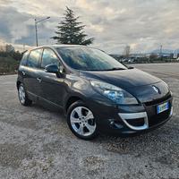Renault scenic 2010