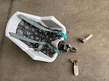 Seggiolino bambini per manubrio bici con pedalini