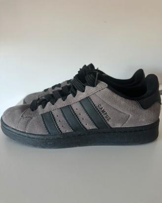 Adidas campus