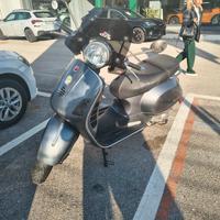 Vespa Gt200L 