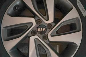 Cerchi R17 originali kia 4 fori