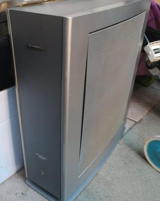 lettore DVD e subwoofer 