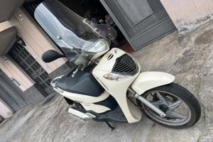 Honda sh 150i (no abs) KM 9.800 REALI