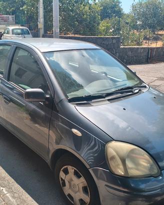 Toyota  Yaris 1400 d