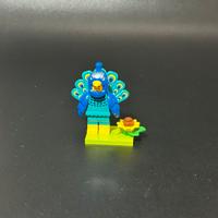 LEGO® Minifigures Series 28 - Peacock Costume Fan
