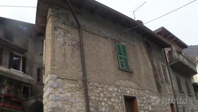 Casa di paese in Vicolo santa maria s.n.c