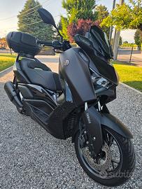 Yamaha XMAX 300 Tech Max Dark Magma- Agosto 2024