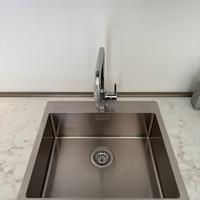 Lavabo e miscelatore da cucina