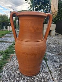 Anfora di terracotta