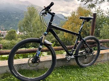 Specialized MTB Full Carbon
