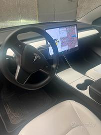 Tesla Model 3 standard range