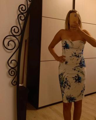vestito estivo floreale aderente tagli S