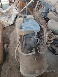 Compressore aria MARA 300L trifase a cinghia –