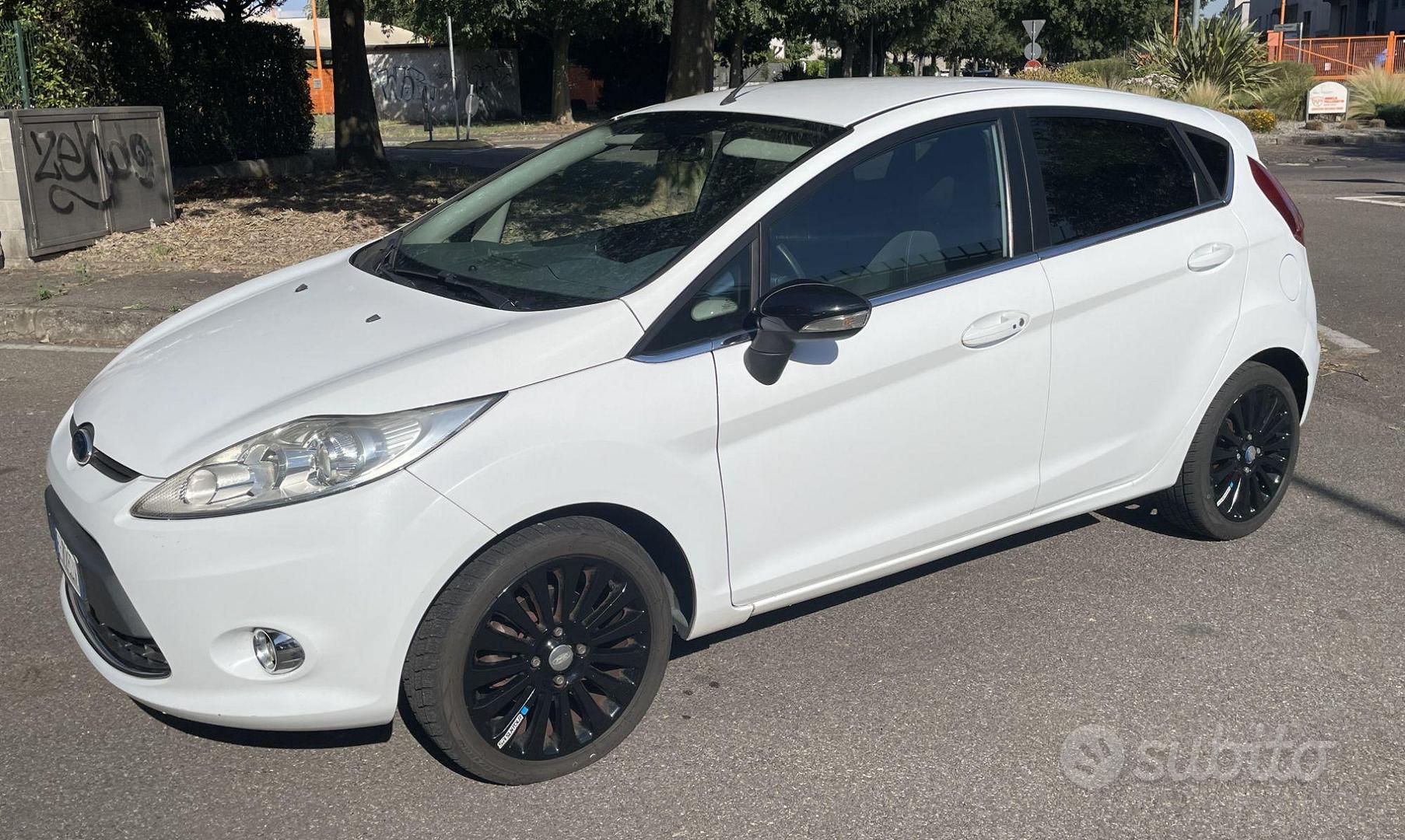 Ford Fiesta 2010 photo 3