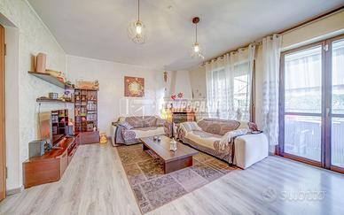 SAMARATE - QUADRILOCALE CON BOX E CANTINA