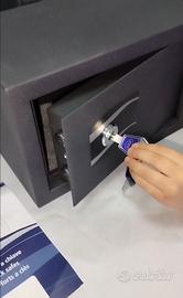 cassaforte da muro Stark 