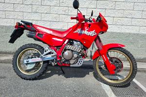 Honda Dominator 
