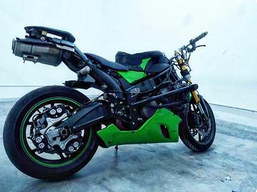 kit stunt ninja 636 