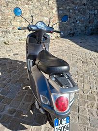 Vespa 125 Gt
