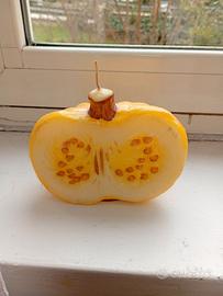 candela a forma di zucca 