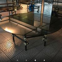 Tavolo Rotondo in Vetro con Tubi Dalmine