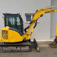 KOMATSU PC55MR