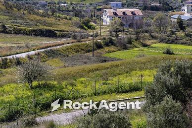 Terreno di 5920 m² a Simeri Crichi