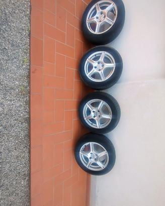 Cerchi come foto montati su Opel Corsa