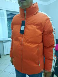 giubbotto arancione 
