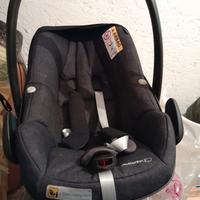 Seggiolino auto  Bebe' Confort + Base ISOFIX