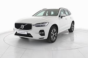 Volvo XC60 2.0 b4 Momentum Pro