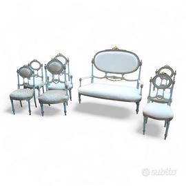 Antico salotto liberty restaurato e laccato a mano