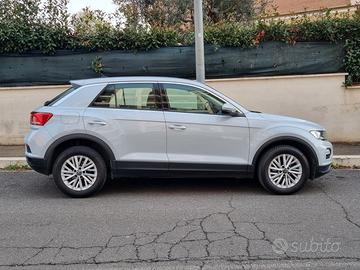 Volkswagen T-Roc 1.0 tsi life 110cv