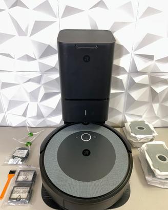 iRobot Roomba i3+ aspirapolvere + base autopulente