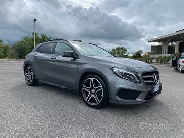 MERCEDES-BENZ GLA 220D 4MATIC AMG AUTO.