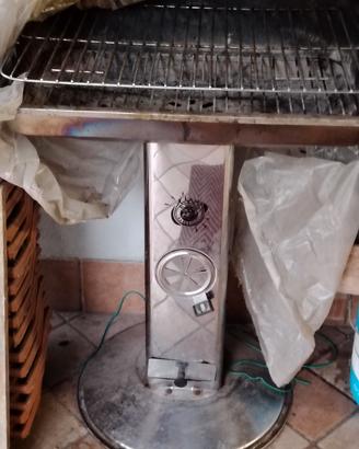 barbecue nuovo, riferimento  modello immagine foto