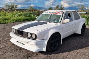 BMW E30 da drifting