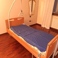 Letto ospedaliero motorizzato WIMED 