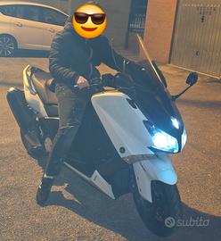 Yamaha Tmax 530