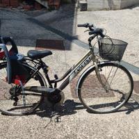 bici da donna con seggiolino bambini