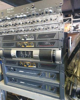 Finali Bose Modello 1800 serie VI