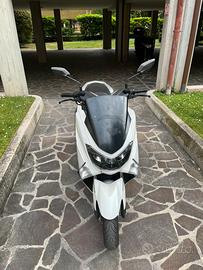 Yamaha NMAX 125 2017