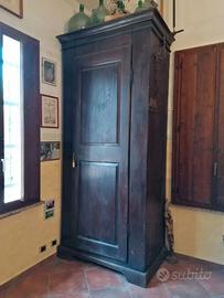 Armadio antico in abete massello – Alto 3 metri