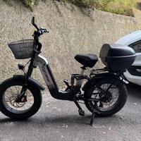 Bici elettrica Cyrusher kommoda fat bike